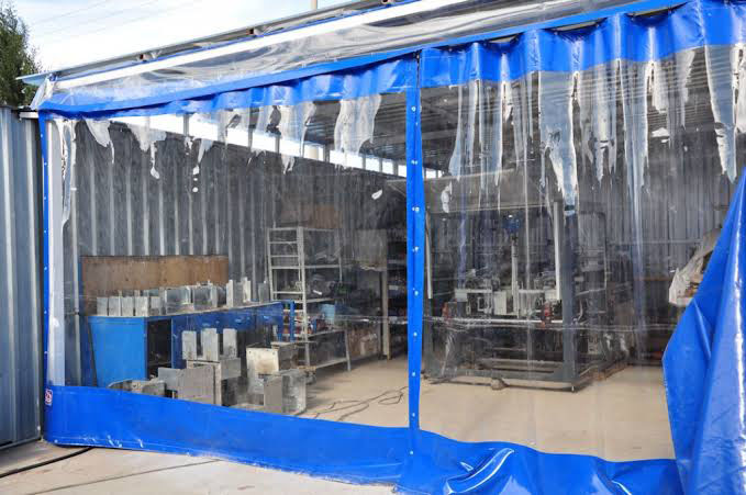 şeffaf fabrika ara bölme brandası